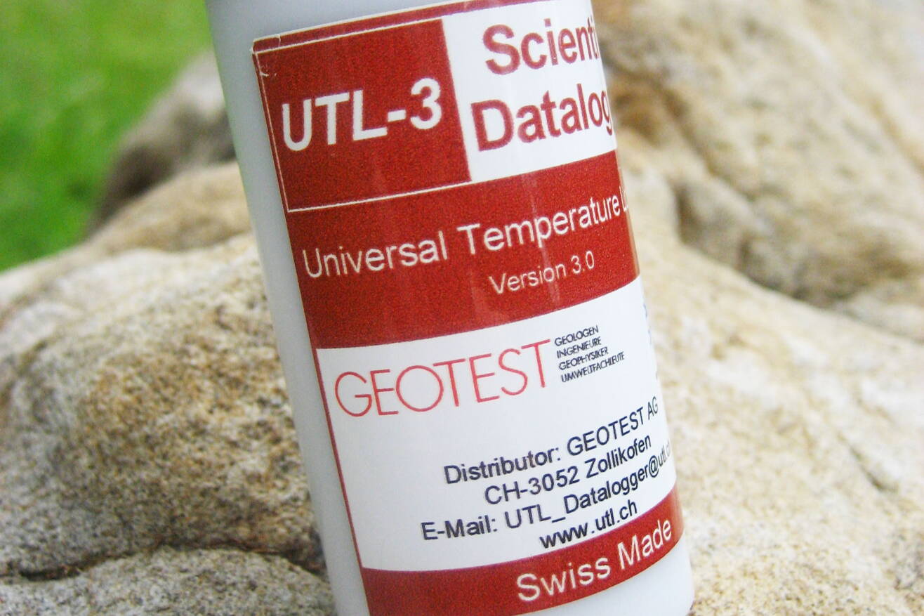 Miniature datalogger for professional temperature measurement Miniature datalogger for professional temperature measurement